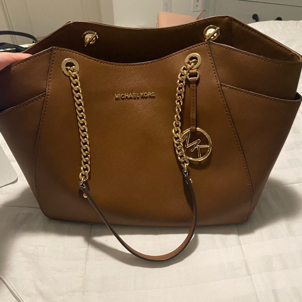 Michael Kors purse